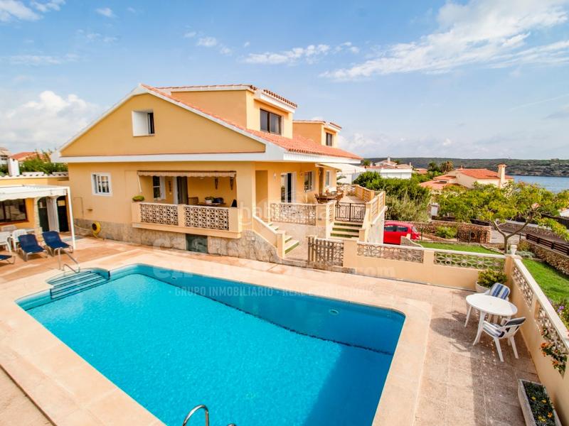Foto d4d2ec18-7f5d-4bed-bdb3-c8a4822d4af3. Casa chalet con vistas al mar y piscina en santa ana en Es Castell