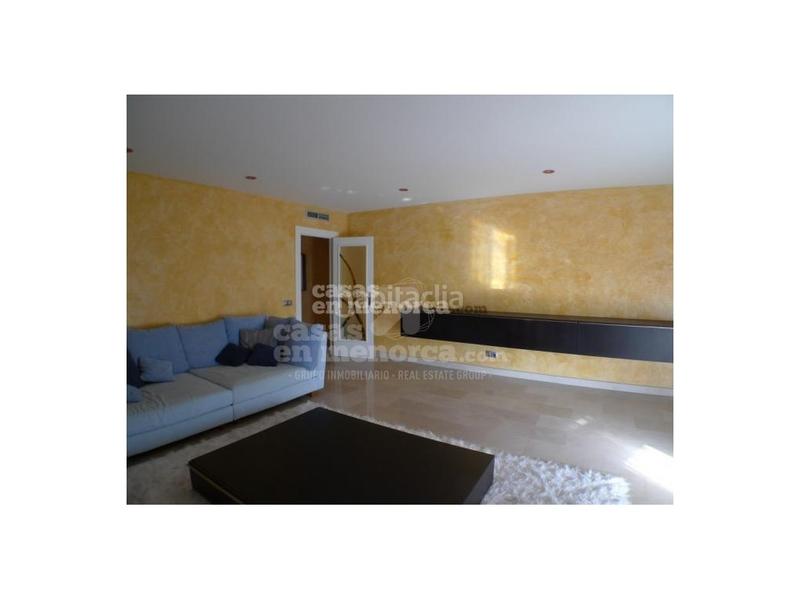 Foto 88fa4905-5ff7-4896-aa8c-89435a97eb1b. Piso  dúplex con vistas al mar, ascensor, parking y trastero en mahón en Maó / Mahón