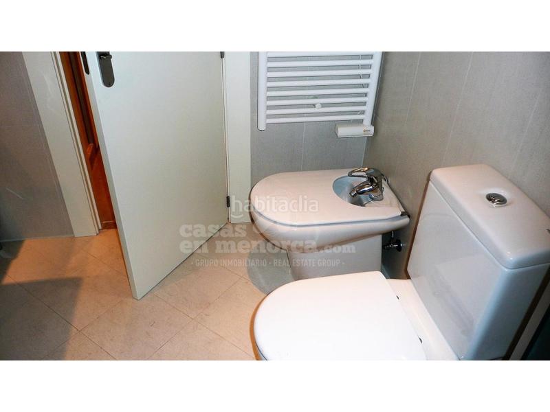 Foto e7be3b22-b6f8-4038-b35c-100a7bae75f2. Piso  dúplex con vistas al mar, ascensor, parking y trastero en mahón en Maó / Mahón