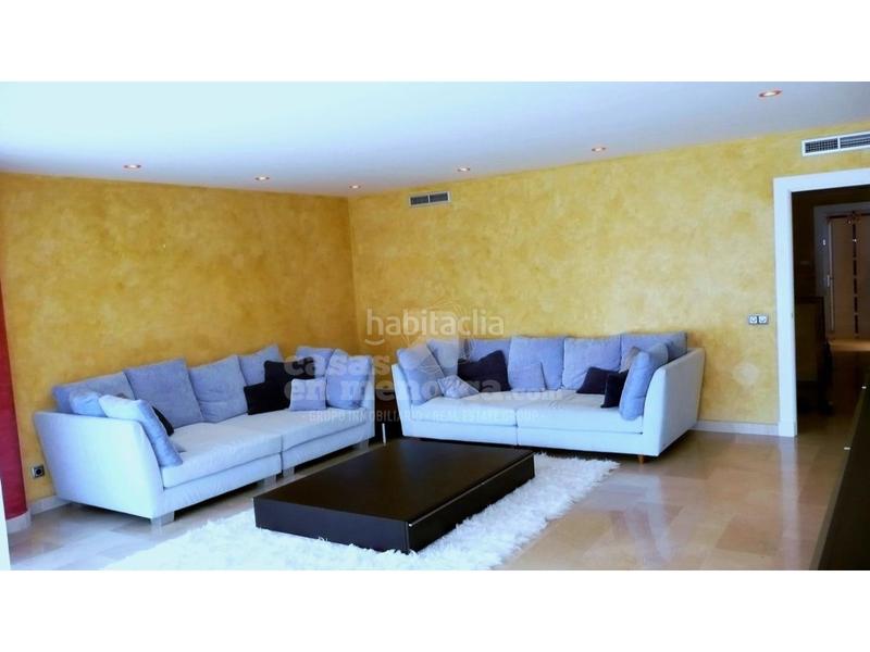 Foto f00696e9-7445-4ff4-bee3-1cb155368f4c. Piso  dúplex con vistas al mar, ascensor, parking y trastero en mahón en Maó / Mahón