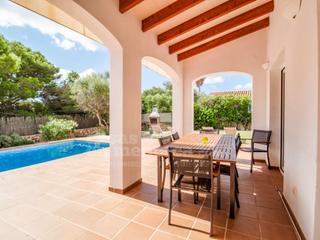Casa a Binibèquer. Chalet con licencia y piscina en binibeca