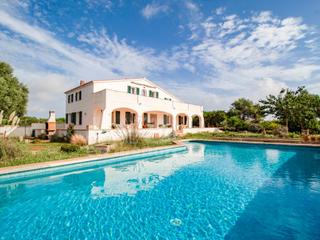 Masia a Sant Climent-Es Canutells. Auténtica casa de campo con piscina en sant climent
