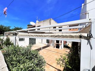 Casa en Es Castell. Casa y restaurante en venta en es castell