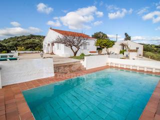 Mas à Es Grau-Serra Morena. Finca menorquina con piscina a unos minutos de es grau