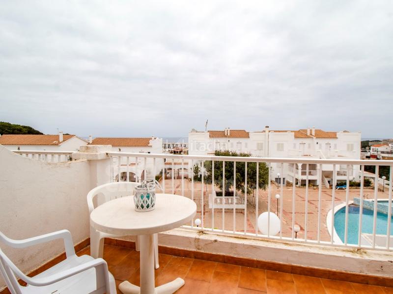 Foto b5a9949d-d13e-4e20-bad3-455f1be7622c. Apartament amb piscina a Arenal d´en Castell Es Mercadal
