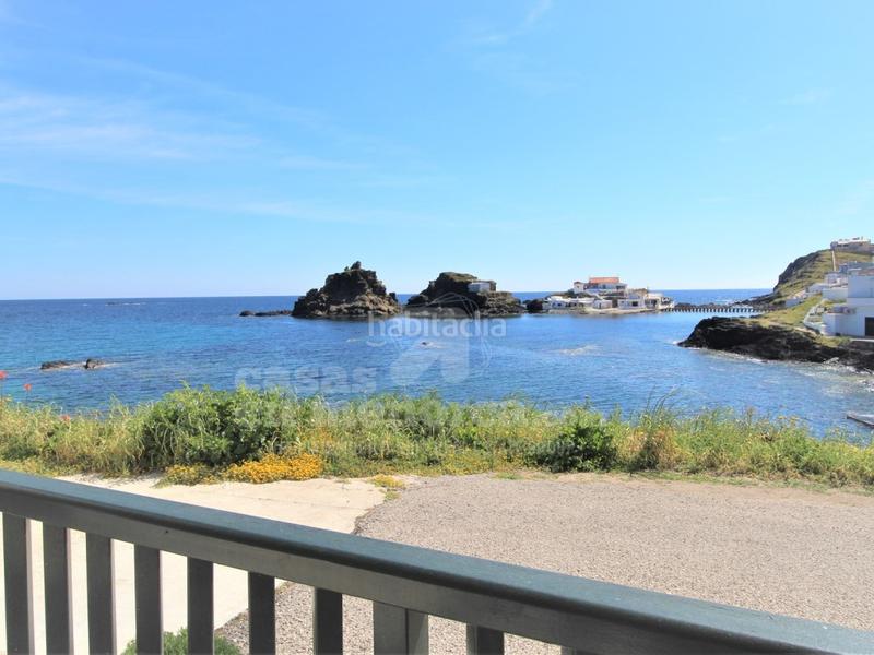 Foto 88eca737-8fdb-4e24-bd6d-f0febbe750a6. Casa  de costa en primera línea de mar en sa mesquida en Maó / Mahón