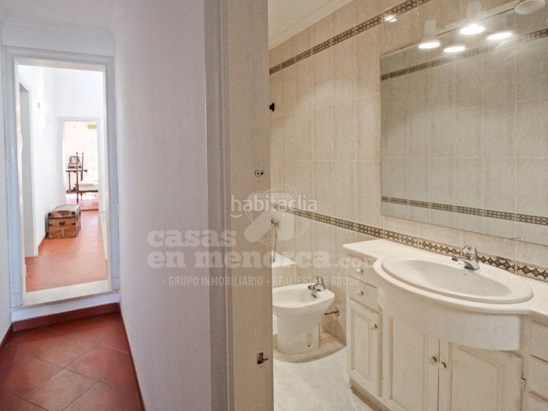 Foto 064b912e-9ba4-41c9-8274-81cd727d3dda. Casa amb calefacció a Centre Històric Maó / Mahón