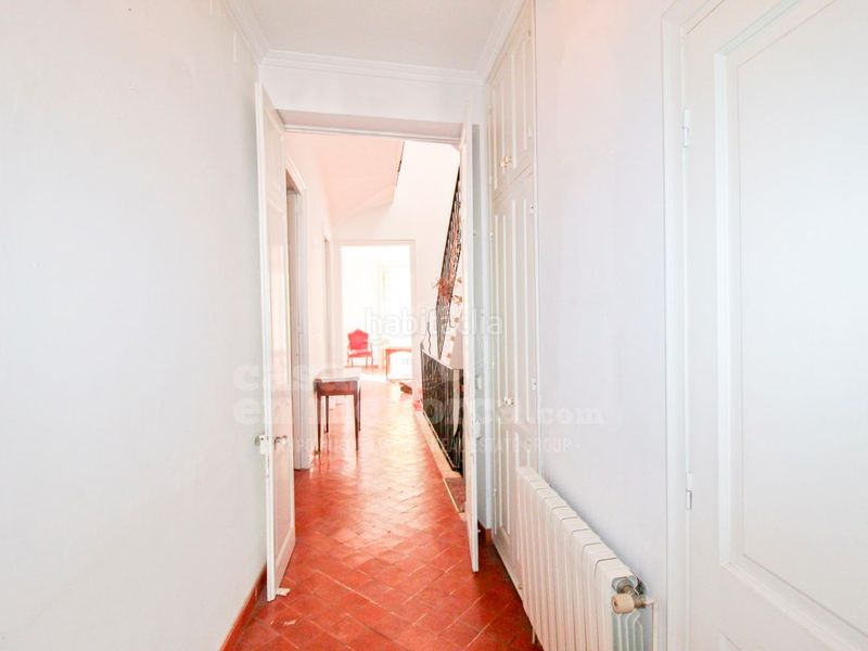 Foto ba2ba2b6-02ed-452f-88c7-7ce90d10f80e. Casa amb calefacció a Centre Històric Maó / Mahón