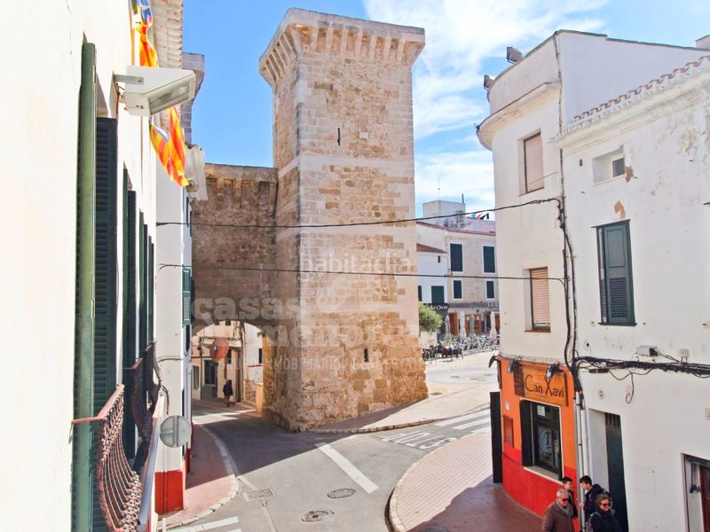 Foto bea9d6c8-cd16-4b99-bbca-531c37e7920d. Casa amb calefacció a Centre Històric Maó / Mahón