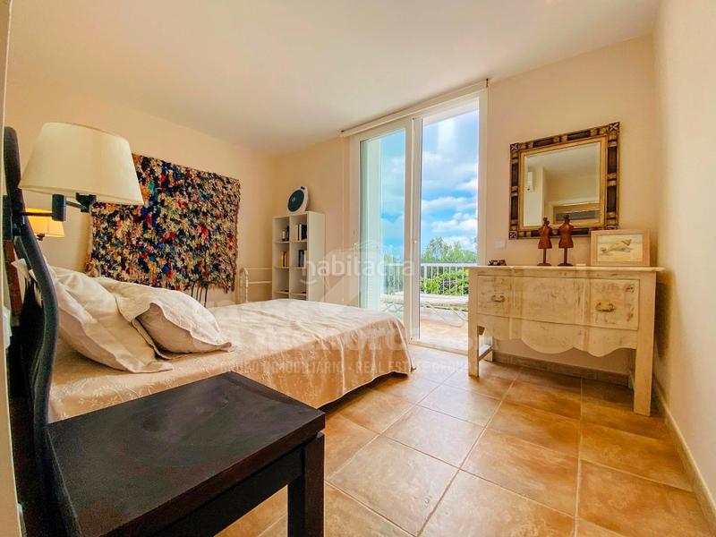 Foto be6a547f-4305-4bb6-afd6-49f29a9fb767. Casa chalet con piscina en Coves Noves en Coves Noves Es Mercadal
