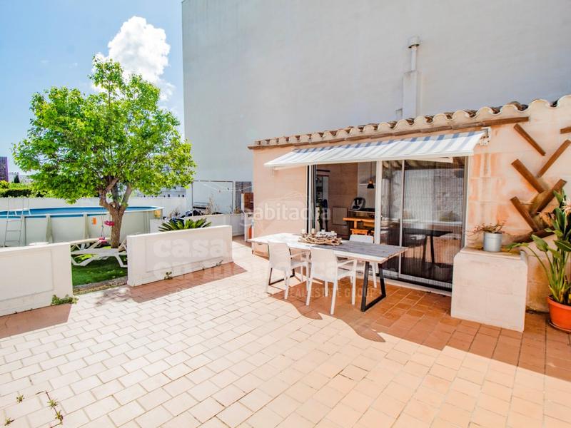 Foto cfd7c391-e0d3-4df0-8fc4-28a26a37dd6d. Casa a Avinguda Menorca-Sínia Costabella Maó