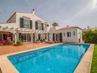 Haus in Port d´Addaia. Chalet con vistas al mar en addaia