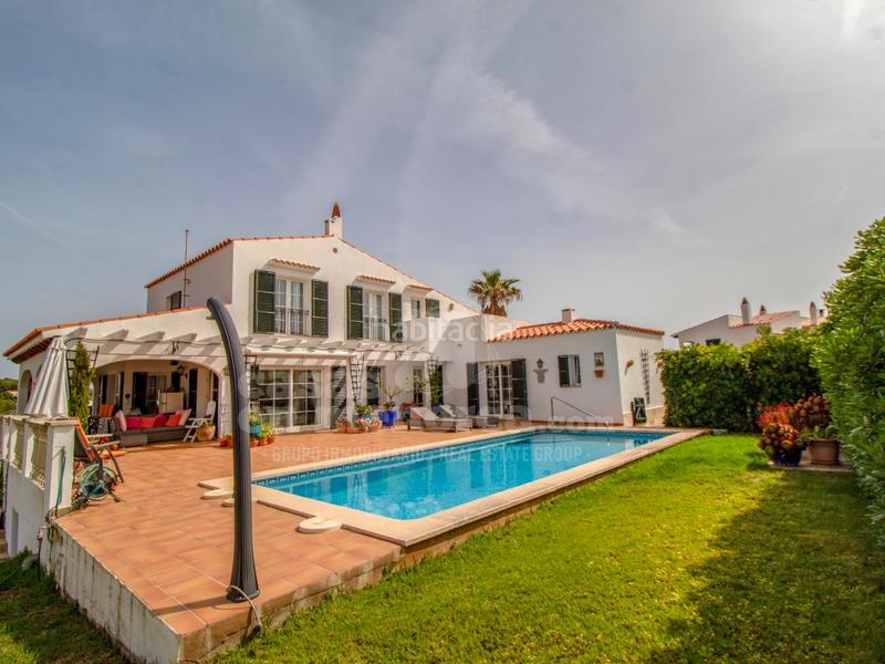 Foto 9acdfa55-31d3-4e72-94b0-9c56ca1d629a. Casa chalet con vistas al mar en addaia en Port d´Addaia Es Mercadal