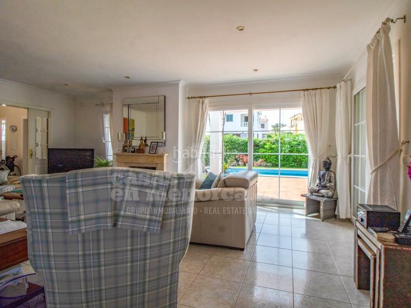 Foto cbf9717f-a028-41c3-9ef8-aea49c693468. Casa chalet con vistas al mar en addaia en Port d´Addaia Es Mercadal