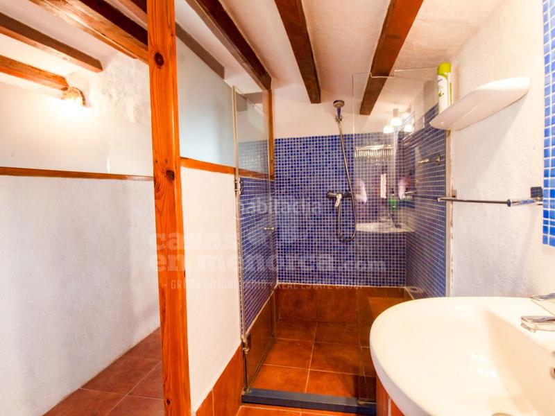 Foto 5f681010-f3a4-4e82-b736-c5ca462570ea. Casale con parcheggio in Alaior poble Alaior