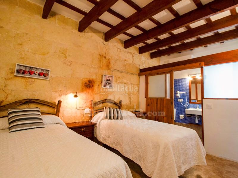 Foto 8823bcd0-0ec2-4d2c-b4b8-8c243f093610. Casale con parcheggio in Alaior poble Alaior