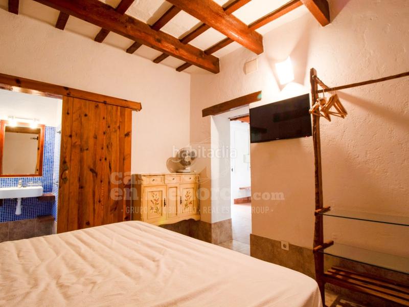 Foto d46d615a-15d4-46ec-9d4c-01df320417ce. Casale con parcheggio in Alaior poble Alaior