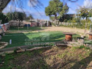 Terreny residencial a Cala Blanca. Solar urbano muy cerca del centro de ciutadella