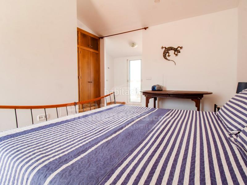 Foto 16138703-8426-4bf2-ad5f-31d2d204f85f. Piso  dúplex con piscina y vistas en Es Castell Es Castell