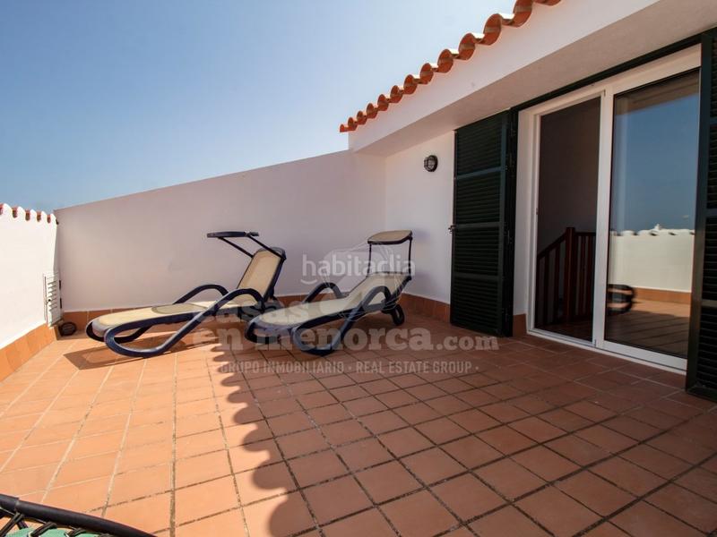 Foto 4b2aa6ca-ea38-4b7e-ac5b-5464a12046a2. Piso  dúplex con piscina y vistas en Es Castell Es Castell