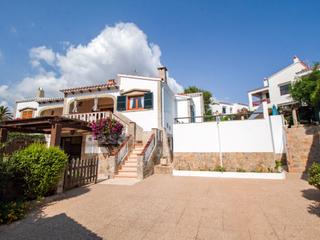 Casa a Punta Grossa. Chalet a unos pasos de la playa de arenal den castell