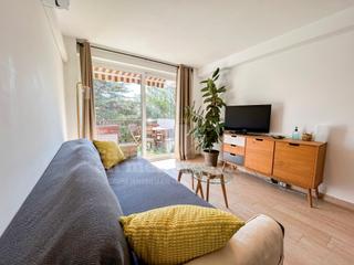 Appartement in Cala Blanca. Apartamento con licencia turística en cala blanca