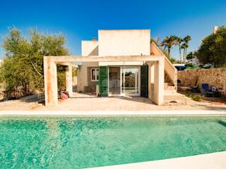 Casa en Son Bou-Sant Jaume. Chalet de obra nueva en son bou