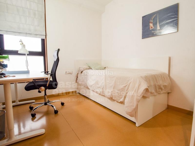 Foto 2423a6e3-db35-4422-93b5-c7be644ebf9d. Piso  de diseño con ascensor y parking en mahón en Maó / Mahón