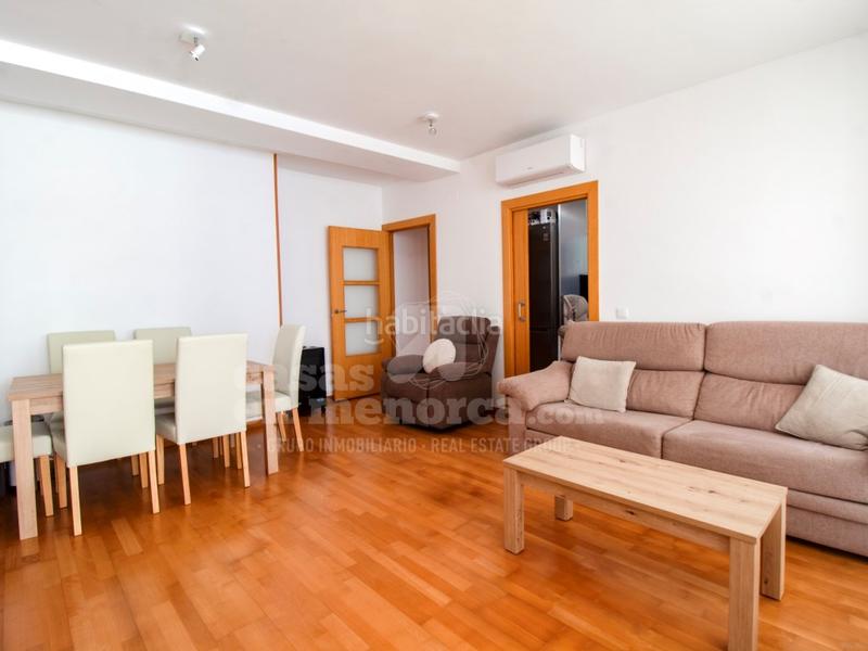 Foto 83e637a3-546c-4558-ad2d-4cac8e28cc57. Piso en exclusiva! fantástico y práctico piso en una de las mejores zonas de mahón en Maó