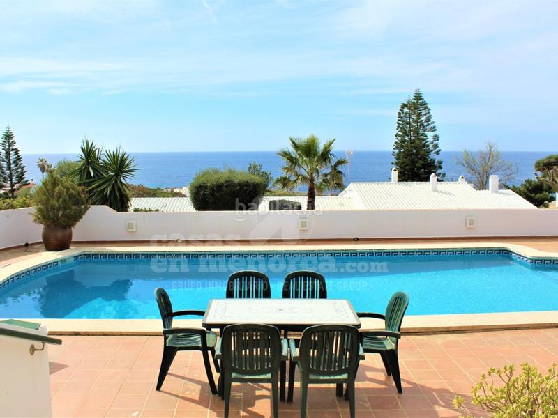 Foto dddc0031-12d9-4347-a097-5409f68db9aa. Chalet precioso chalet con piscina y vistas al mar en binibeca en Sant Lluís