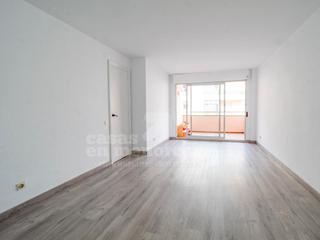 Pis a Avinguda Menorca-Sínia Costabella. En exclusiva! luminoso piso con terraza y parking en mahón