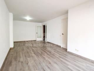 Flat in Avinguda Menorca-Sínia Costabella. En exclusiva! luminoso piso con terraza y parking en mahón
