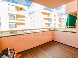 Piso en Avinguda Menorca-Sínia Costabella. En exclusiva! luminoso piso reformado con terraza y parking en m