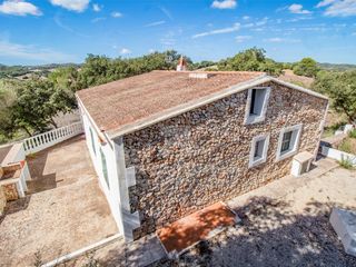 Mas à Es Mercadal Poble. Casa de campo a unos minutos de es mercadal