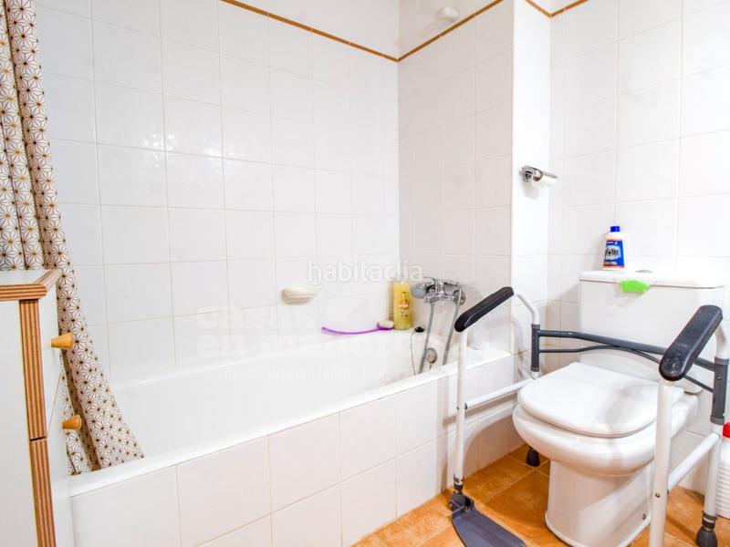 Foto cf8b341d-8bfb-44dc-838e-0efd66f23499. Apartamento  con jardín en planta baja en addaia en Es Mercadal