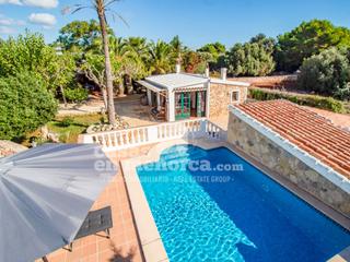 Masia a Sant Lluís-S´Ullestrar-Torret. Casa de campo en sullestrar