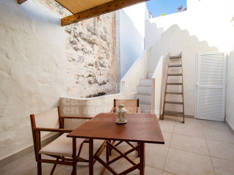 Foto ff10bce0-3112-47f1-a0c2-593ff00ae59a. Casa a Centre Històric Maó / Mahón