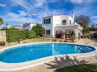 Casale in Trebalúger. Casa de campo con piscina en trebalúger
