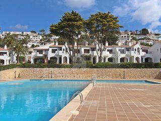 Appartement in Son Bou-Sant Jaume. Apartamento con piscina y licencia comunitaria en son bou