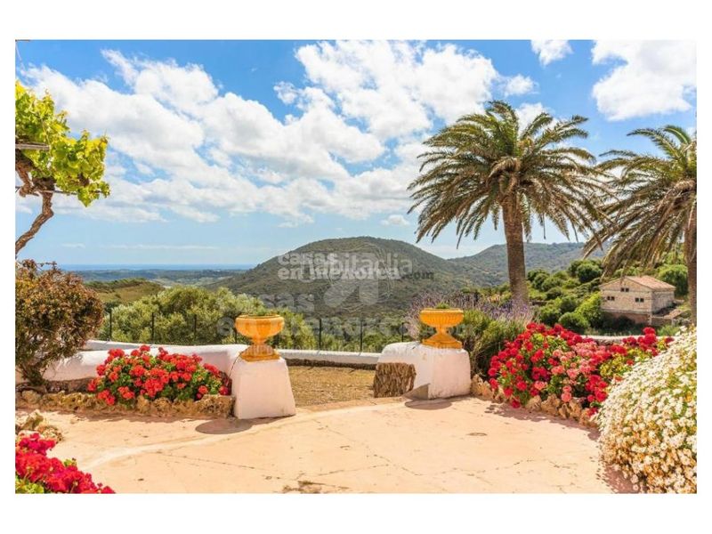 Foto 190301d0-116e-4d75-b359-0f16974bd2d8. Masia amb aparcament piscina a Ferreries poble Ferreries