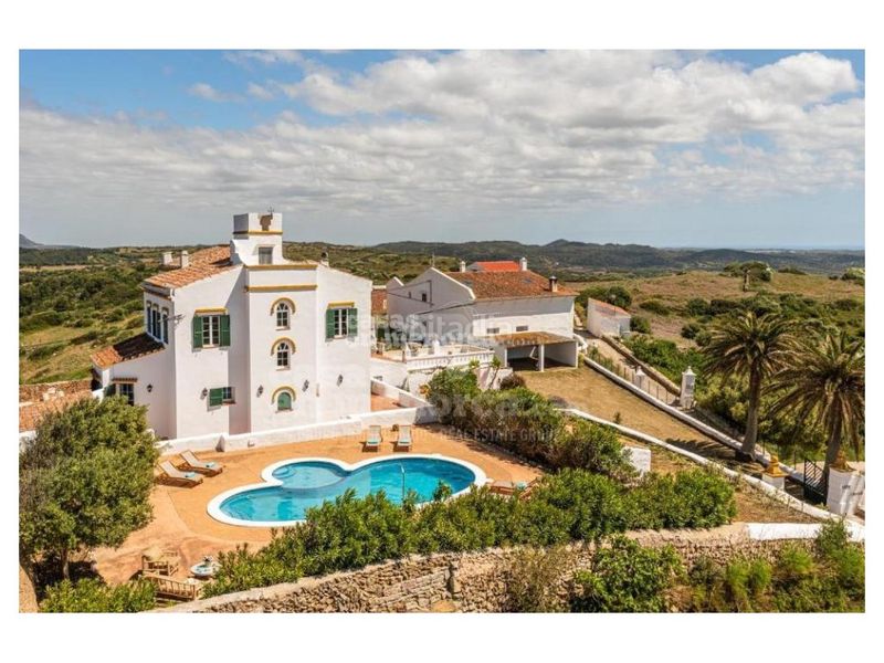 Foto 5ed91548-1cc5-4fc8-af87-1667ef84217b. Masia amb aparcament piscina a Ferreries poble Ferreries