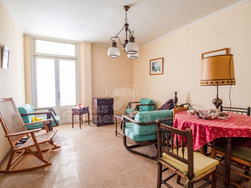 Foto dfda2297-74ad-4b1c-aa0d-011459f7f4de. Casa a Centre Històric Maó / Mahón