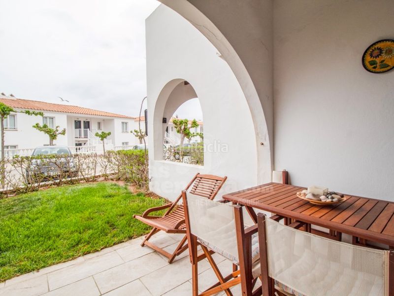 Foto d2222720-a843-44d9-9ea6-e6ac61c8e1a1. Apartament amb piscina a Arenal d´en Castell Es Mercadal