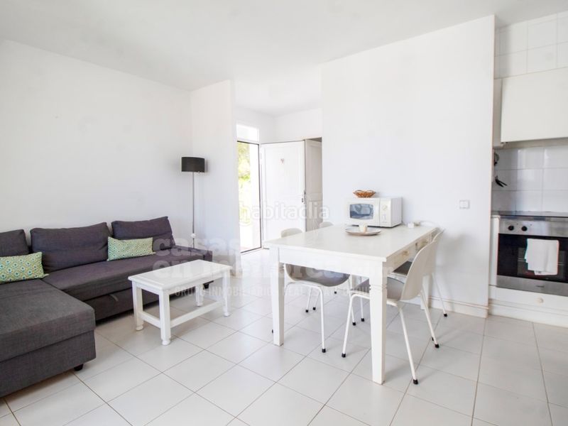Foto 8fd30f64-d31a-4dcc-82c3-e6d23467464a. Apartament amb piscina a Son Parc Es Mercadal