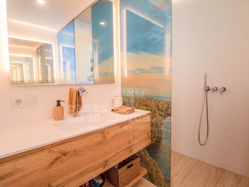 Foto 0d52fc21-39d2-46dc-9203-7a860674c2c8. Casa amb piscina a Cala en Blanes Ciutadella de Menorca