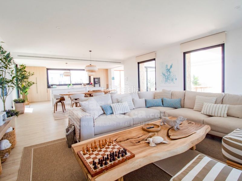Foto 8b6ecece-ceaa-4219-927d-cf03cc171165. Casa amb piscina a Cala en Blanes Ciutadella de Menorca