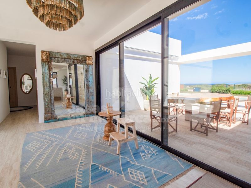 Foto c916c509-d198-49ca-940a-d923f2477c82. Casa amb piscina a Cala en Blanes Ciutadella de Menorca