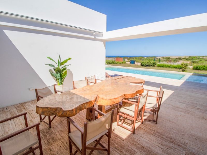 Foto cc7a702a-2433-409b-9fa4-a2cb699d3d63. Casa amb piscina a Cala en Blanes Ciutadella de Menorca
