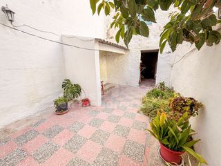 Haus in Ferreries poble. Casa entera con gran patio en ferreries