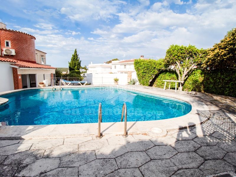 Foto 86c907b8-1520-4109-b2dd-9eb3f5405a3c. Casa amb aparcament piscina a Santa Anna-Sol de l´Est Es Castell